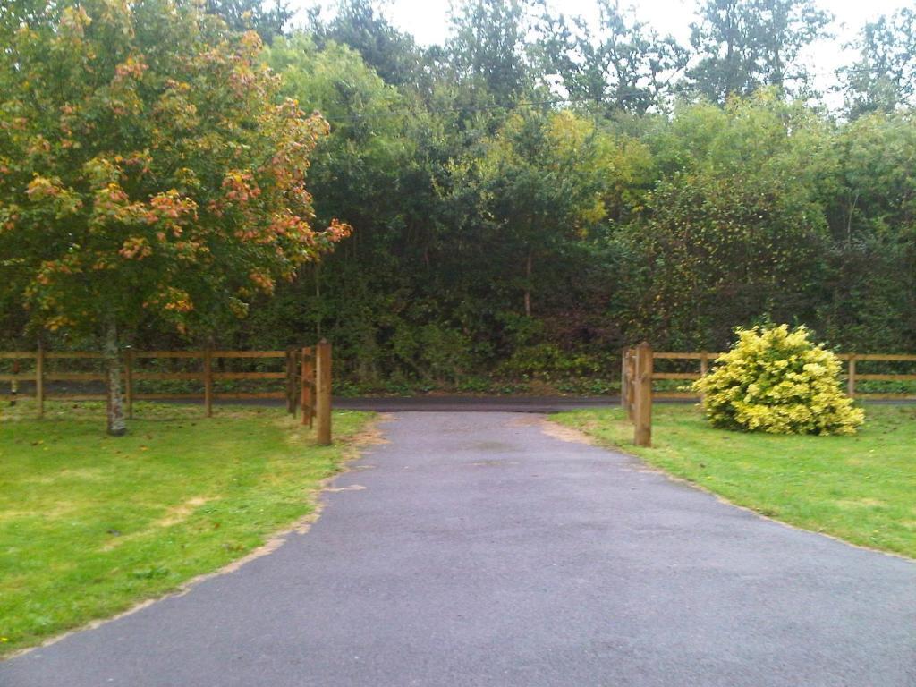 Plumpton House Hotel Ashford  Eksteriør billede